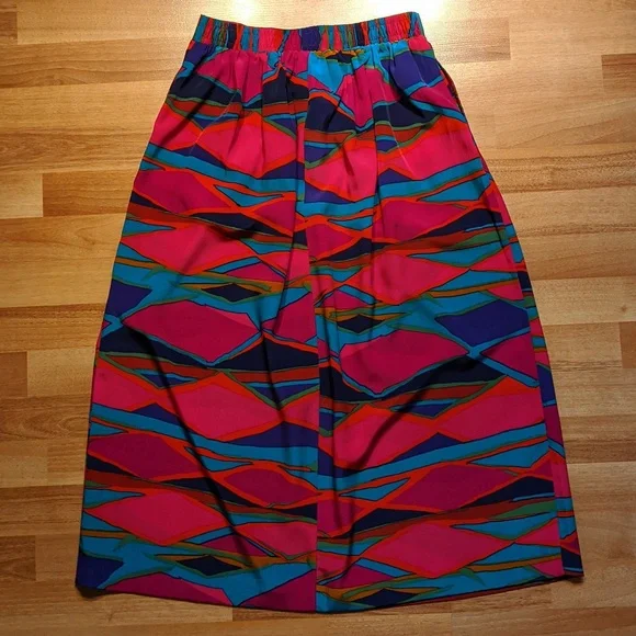 Vintage 80's colorful skirt with pockets by Collections Internationale - Picture 3 of 6